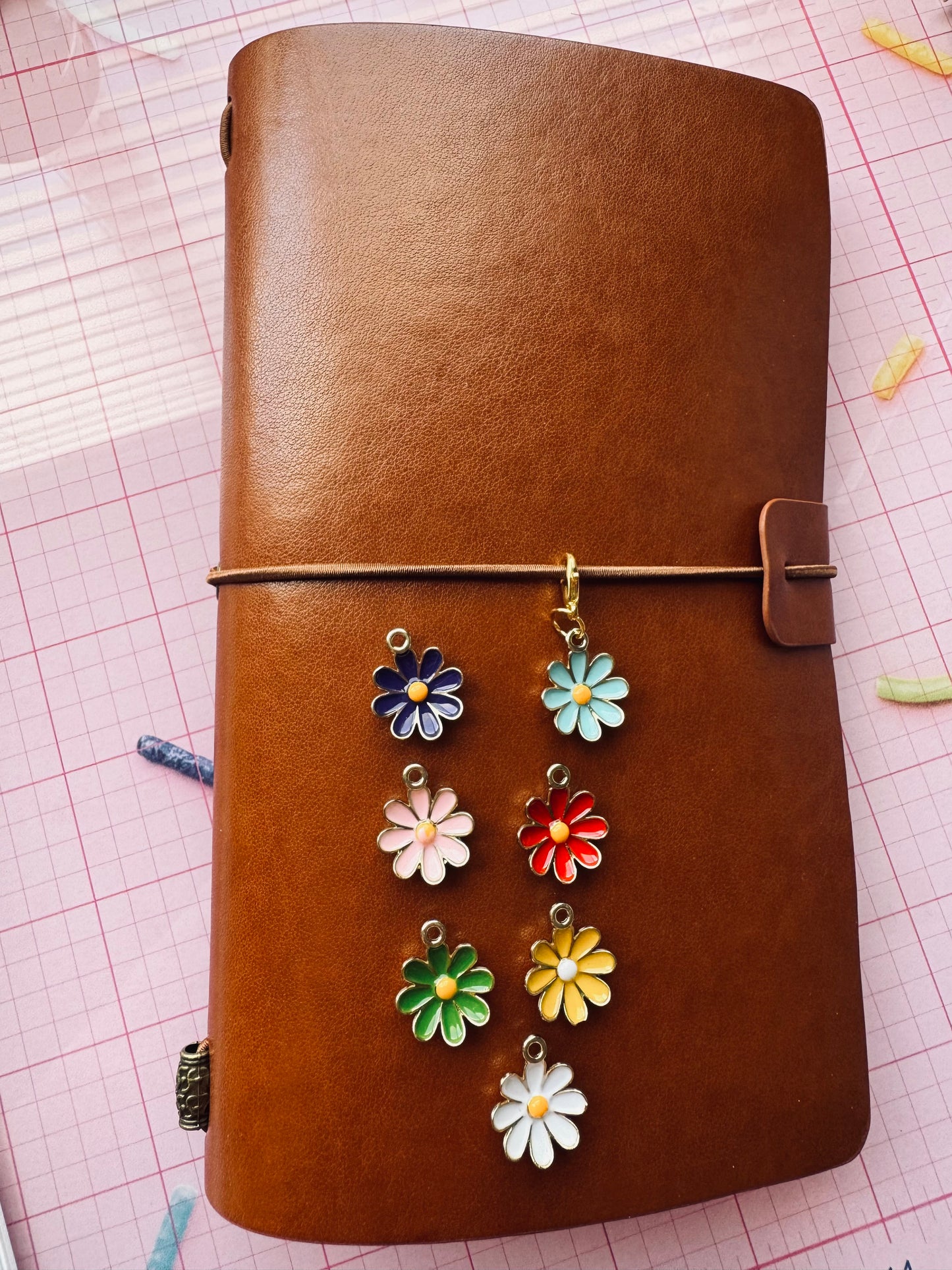 Claw Charm-FOJ Flower
