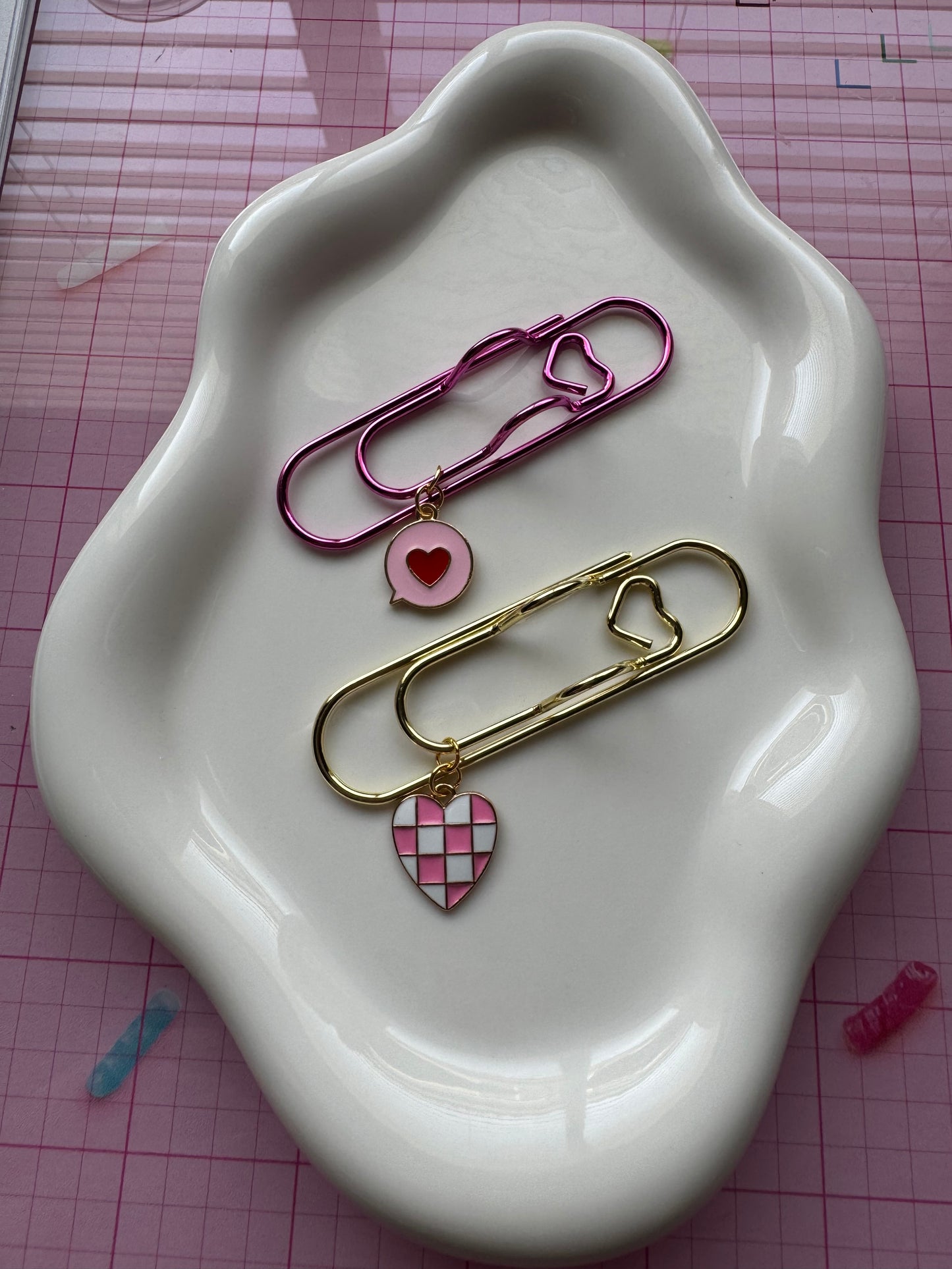 Pen Holder with Heart Charms