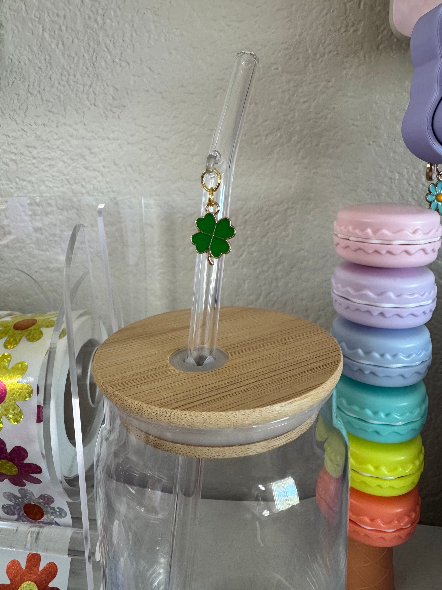 4 Leaf Clover straw charm