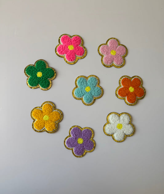Daisy Chenille Adhesive Patch