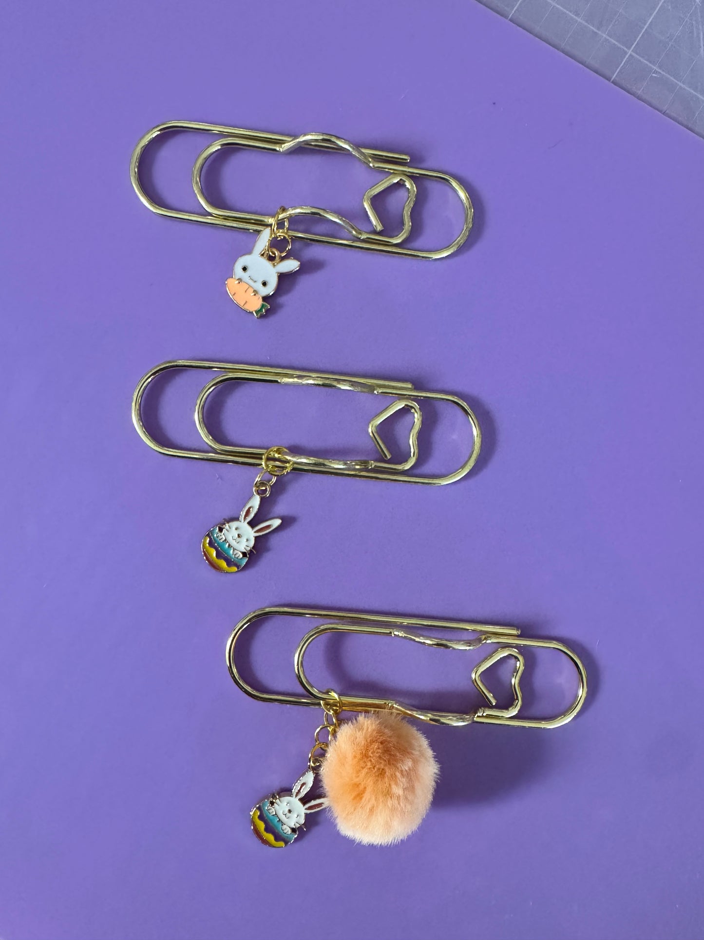 Pen Holder with Bunnies