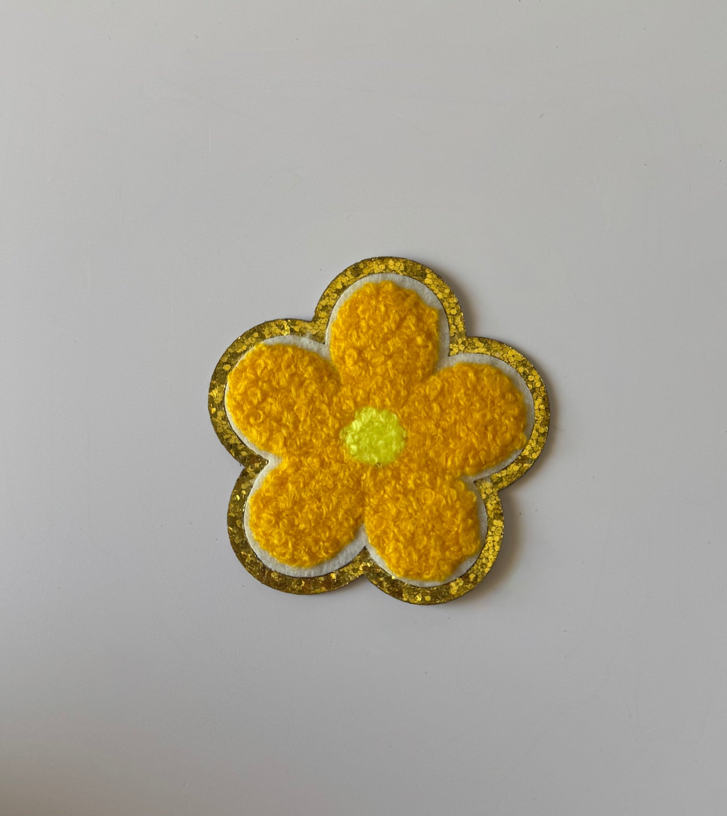Daisy Chenille Adhesive Patch