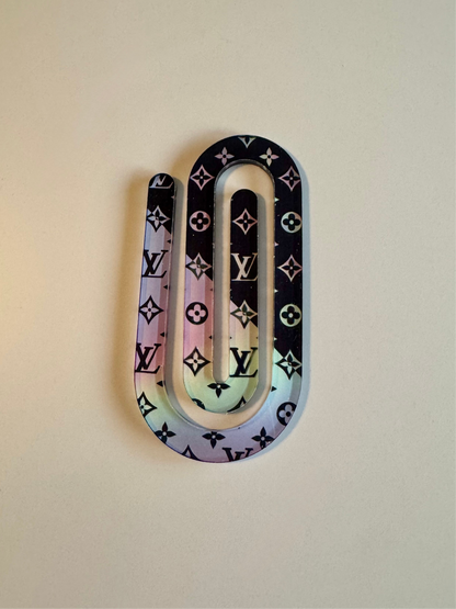 Designer-Holo LV paperclip