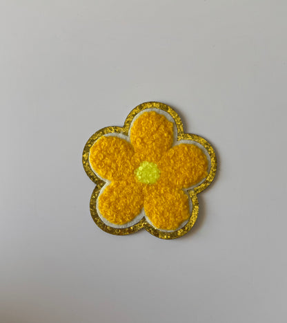 Daisy Chenille Adhesive Patch