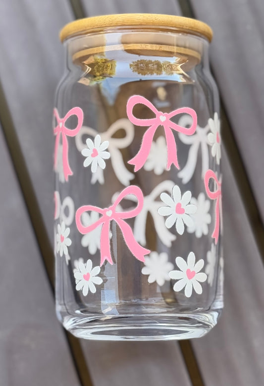 Coquette and Daisies