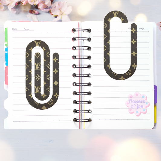 Designer-Monogram paperclip